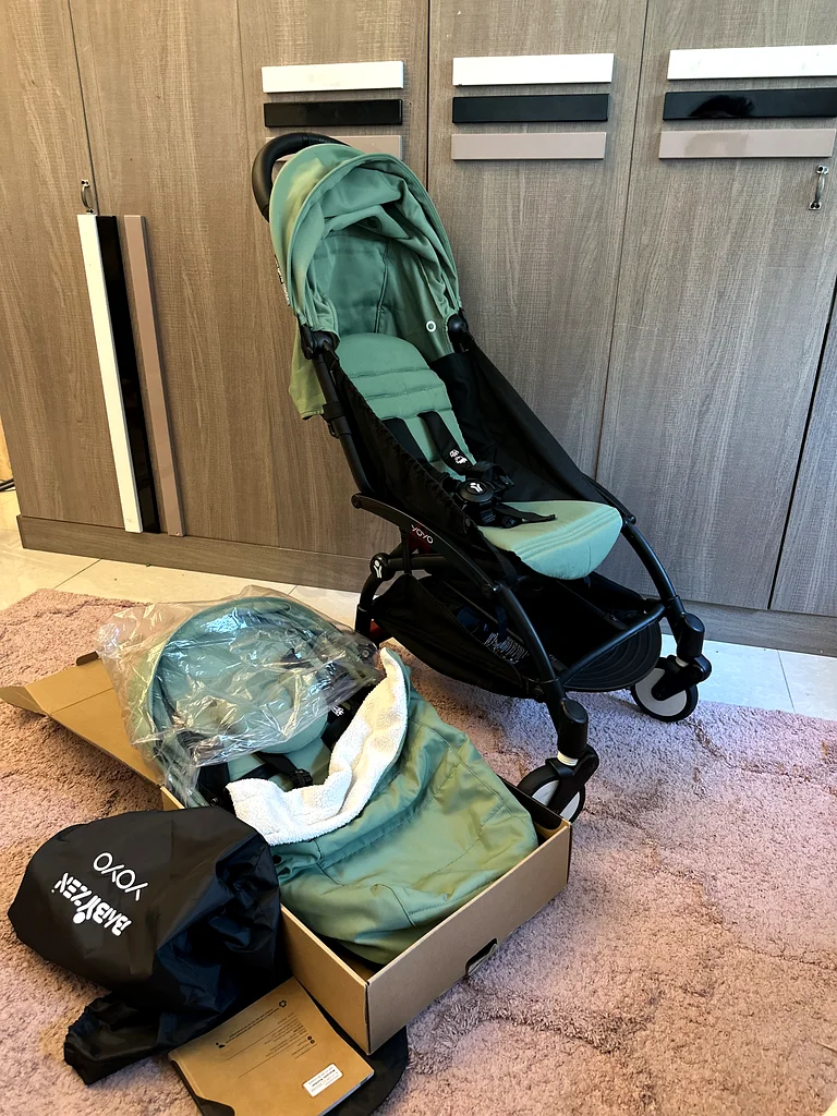 Yoyo 2 stroller perfect condition as new with newborn pack62864710845059112
