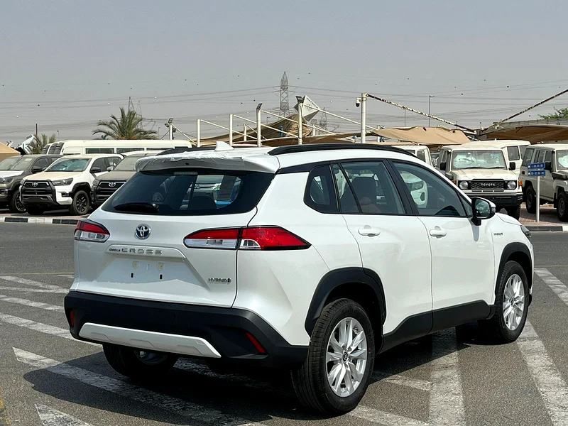 Toyota Corolla Cross 2024 GCC 1.8 Hybrid63165692190722113