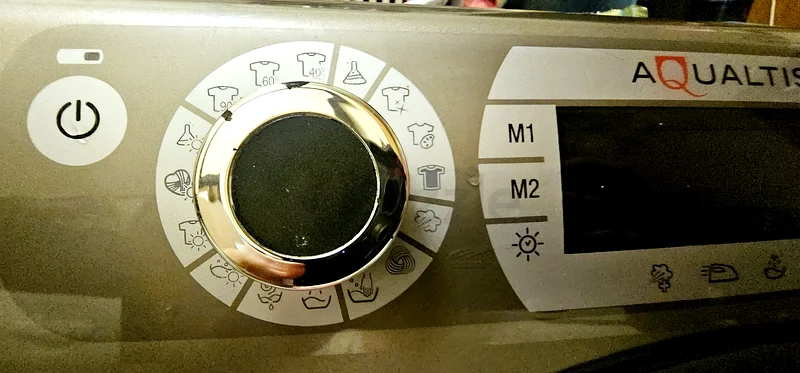 Washing machine 10 KG error showing not working turn on only63169939841538114
