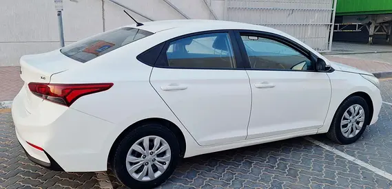 2019 Hyundai ACCENT — миниатюра 12