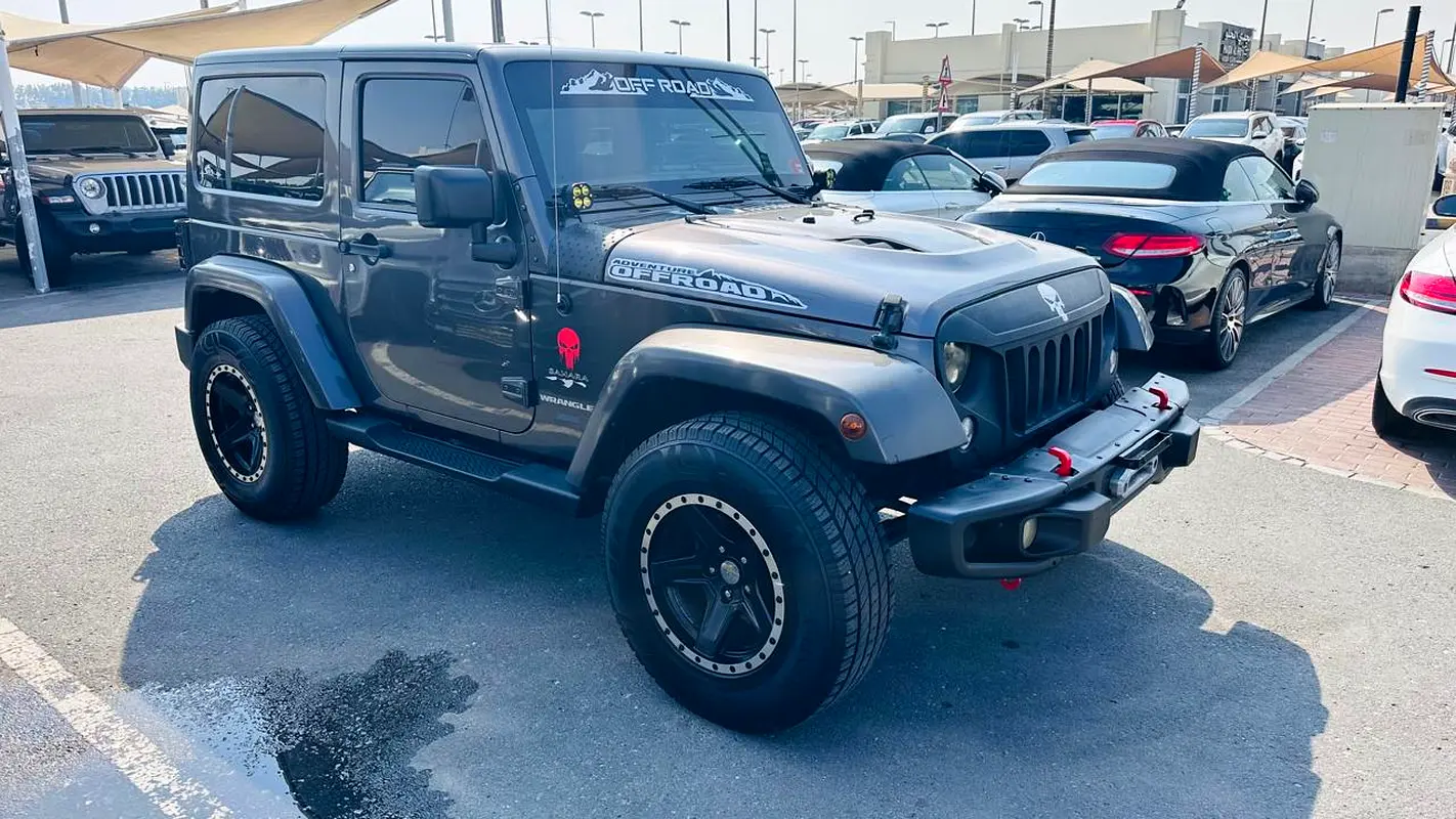 Jeep Wrangler 2016 — photo 1 of 13
