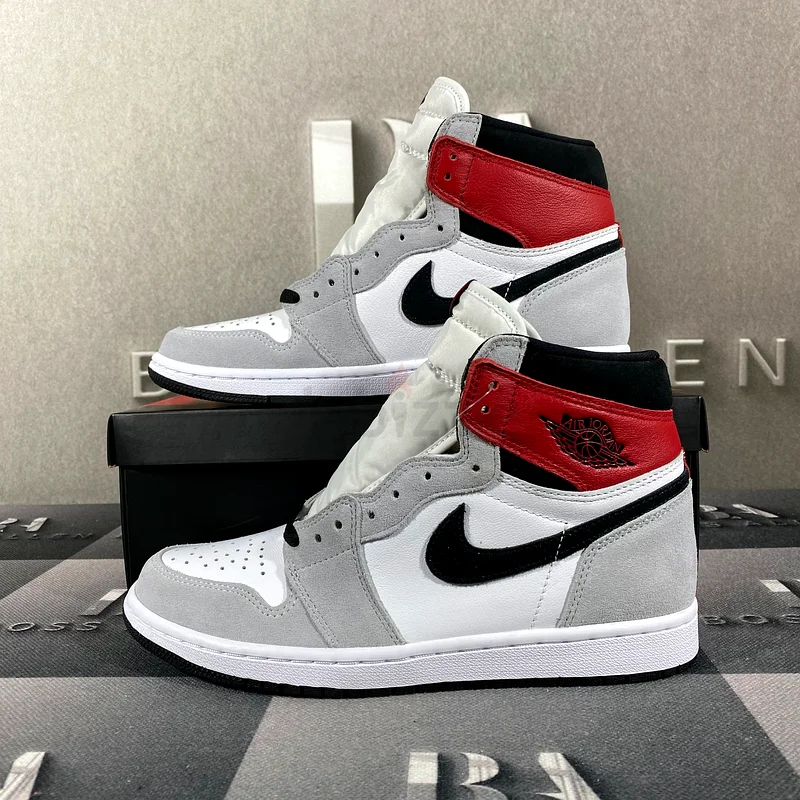 aj1 retro high light smoke grey