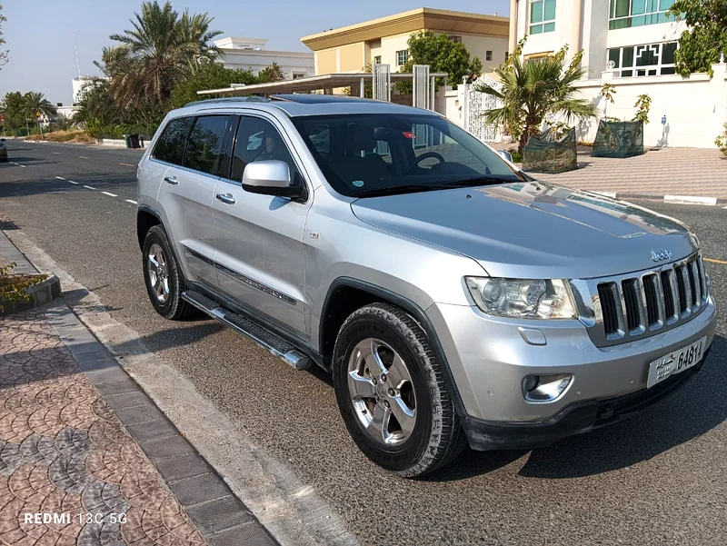 2011 JEEP GRAND CHEROKEE LIMITED - V6 - GCC SPECS - GOOD CONDITION63225696964355110