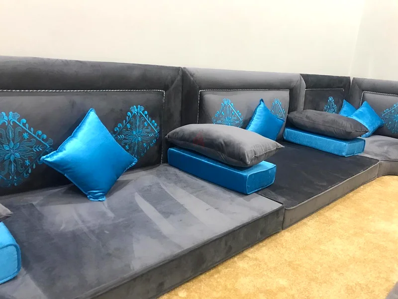 Royal sofas re upholstery cushionings refinishing63221354286467112