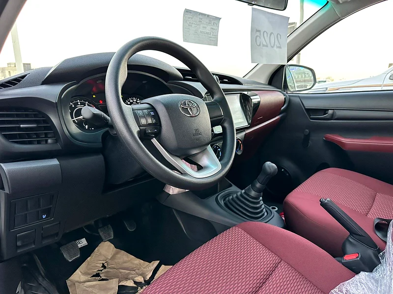 Toyota Hilux single cab single 202563149120744449113