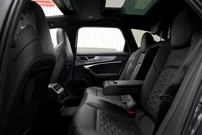 2021 AUDI RS6 缩略图 12