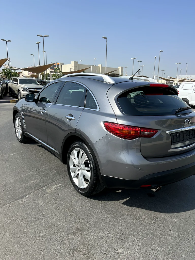 Infiniti QX70 2016 GCC63398554096514114