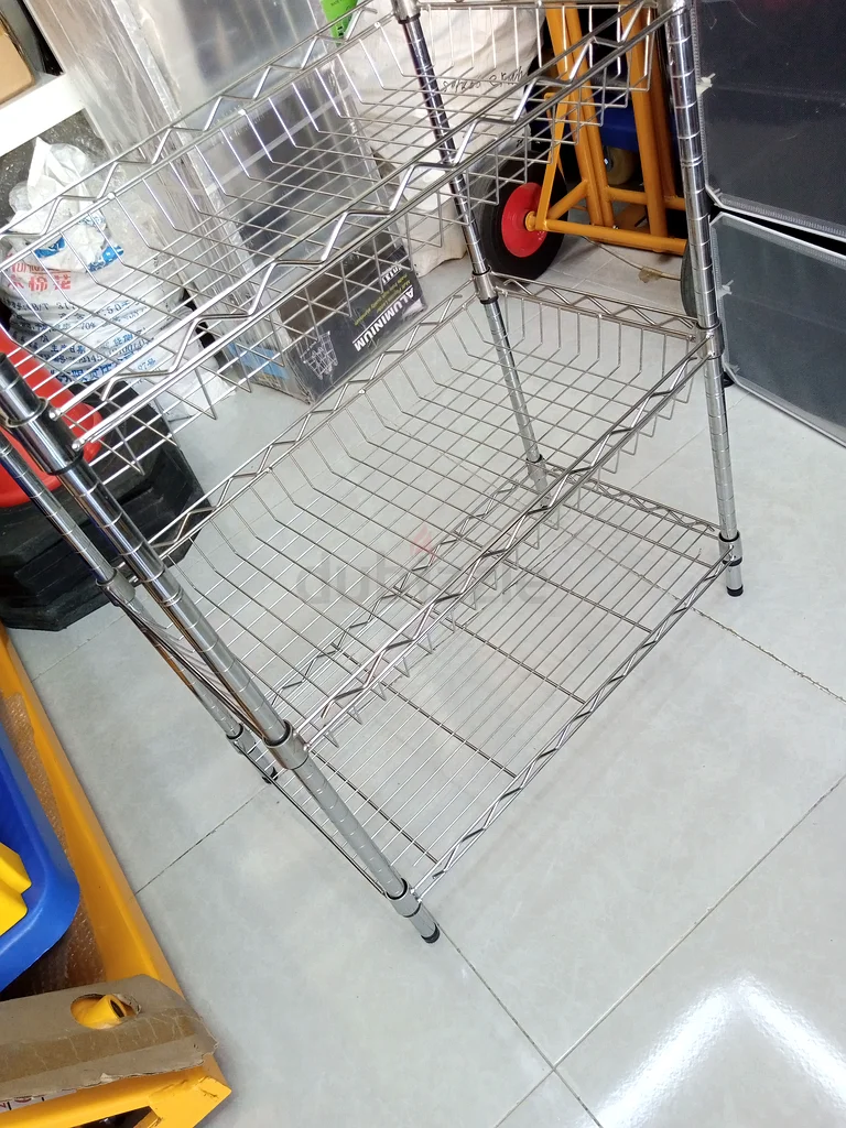 رف صلب بثلاثة مستويات63166650242049111