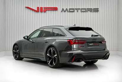 صورة 6 لـ 2021 AUDI RS6