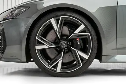 صورة 8 لـ 2021 AUDI RS6