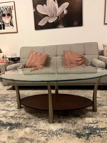 Modern stylish Coffee table - great conditions -