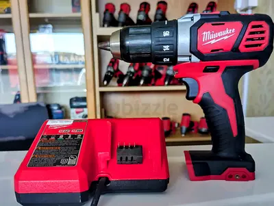 MILWAUKEE TIGHTER 18V NORMAL