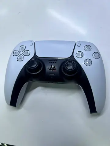 PlayStation 5 controller