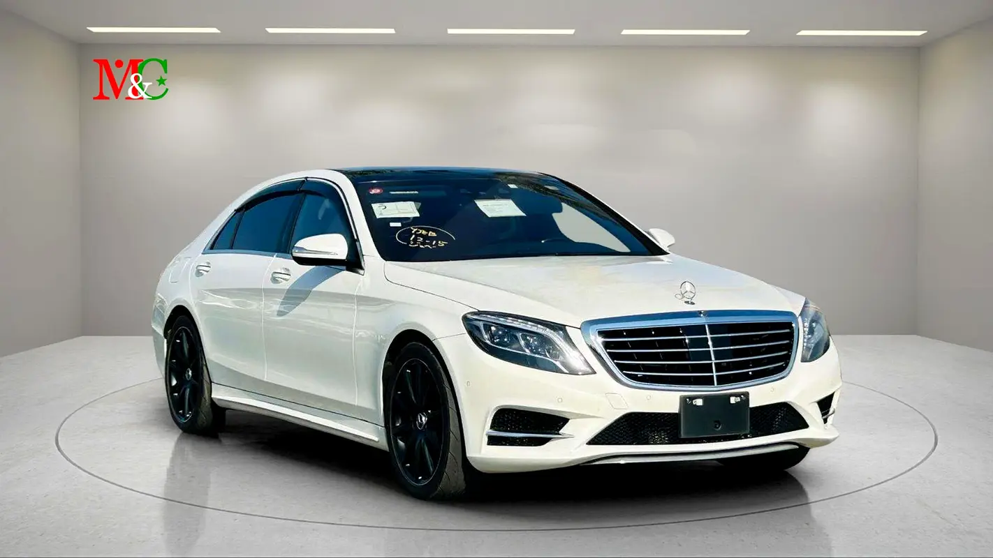 Mercedes-Benz S-Class 2015 — photo 1 of 19