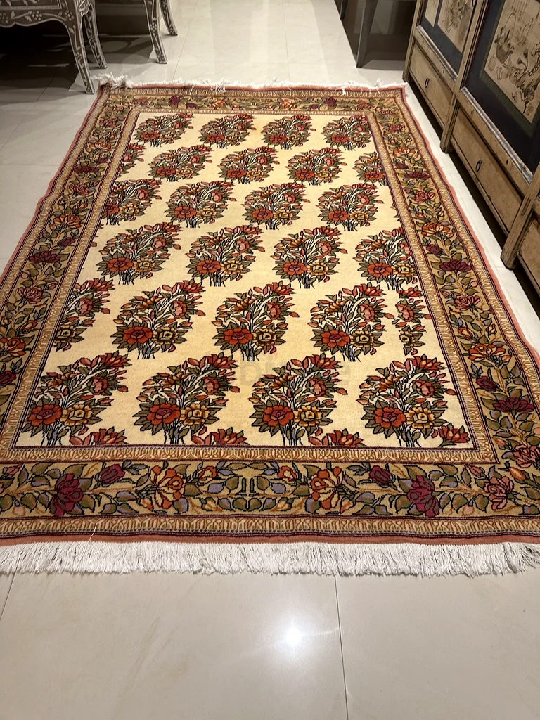 سجادة فارسية مصنوعة يدويًا63215377841027112