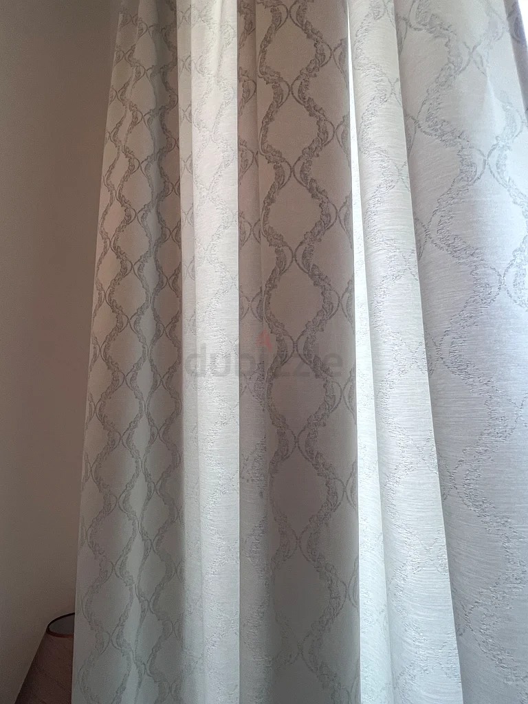الستائر63221858826881112