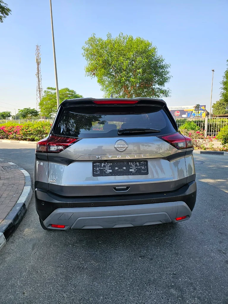 NISSAN XTRAIL (WITH FREE GOLDEN FREE PACKAGE ZERO DOWN PAYMENT)631666283449621117