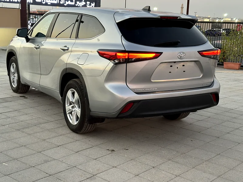 Toyota Highlander LE 4x4, 2.5L63158340990082113