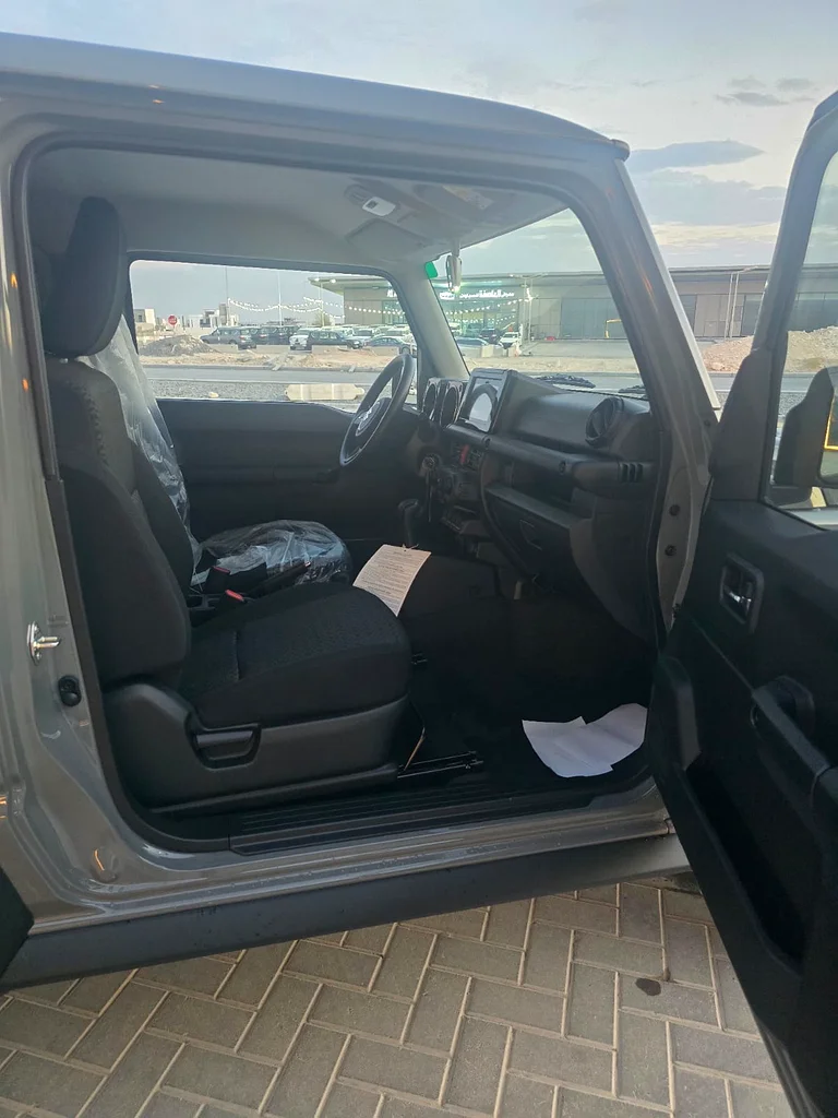 Suzuki Jimny 3DR 1.5 Automatic 4X4 2025 0Km63176619787267114