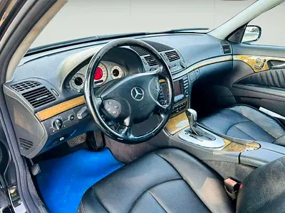 صورة 7 لـ 2004 Mercedes-BENZ E-CLASS