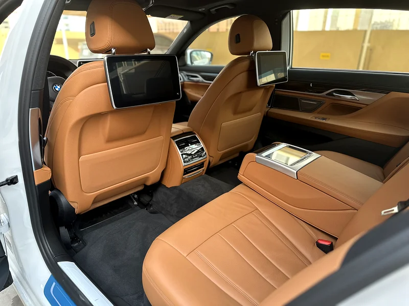 2022 BMW 730Li GGC-UNDER WARRANTY63228784185986113