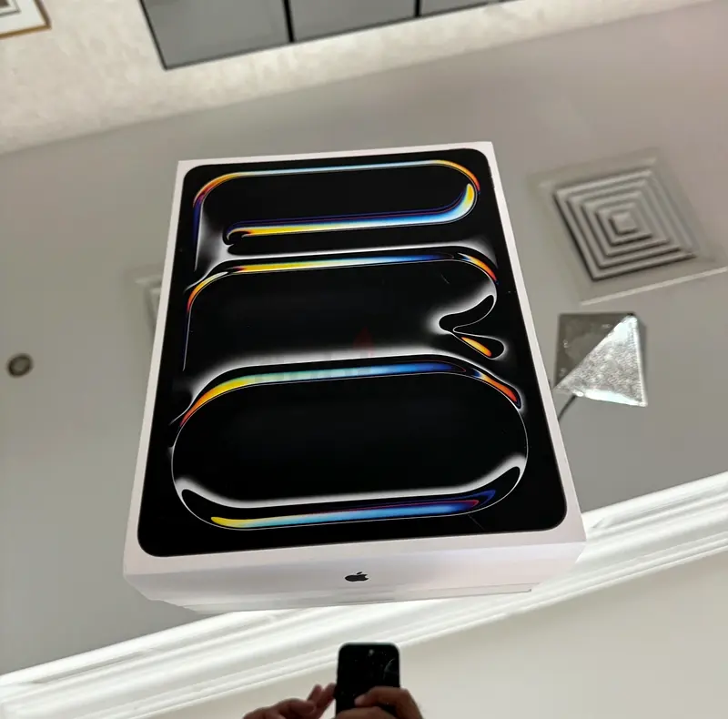 iPad Pro M4 13 inch 256GB (5G) Cellular (Apple Care Plus) For 2 years