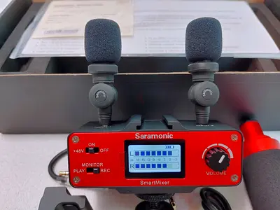 Saramonic SmartMixer Mini Audio Mixer for Smartphones