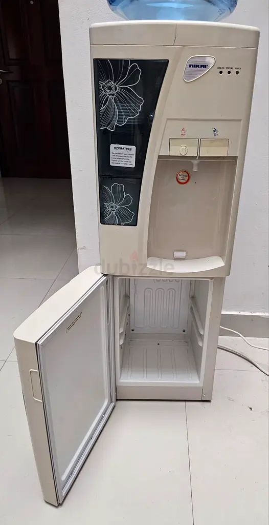 Water Dispenser with small fridge63247750150658111