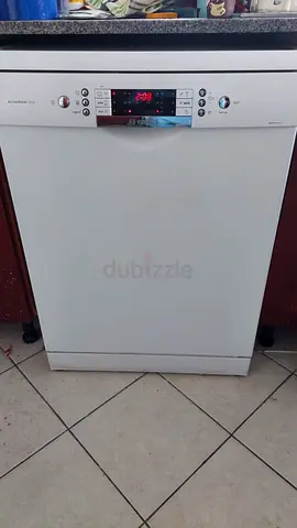 Bosch Dishwasher Active whater White freestanding 60 by 60 c.m