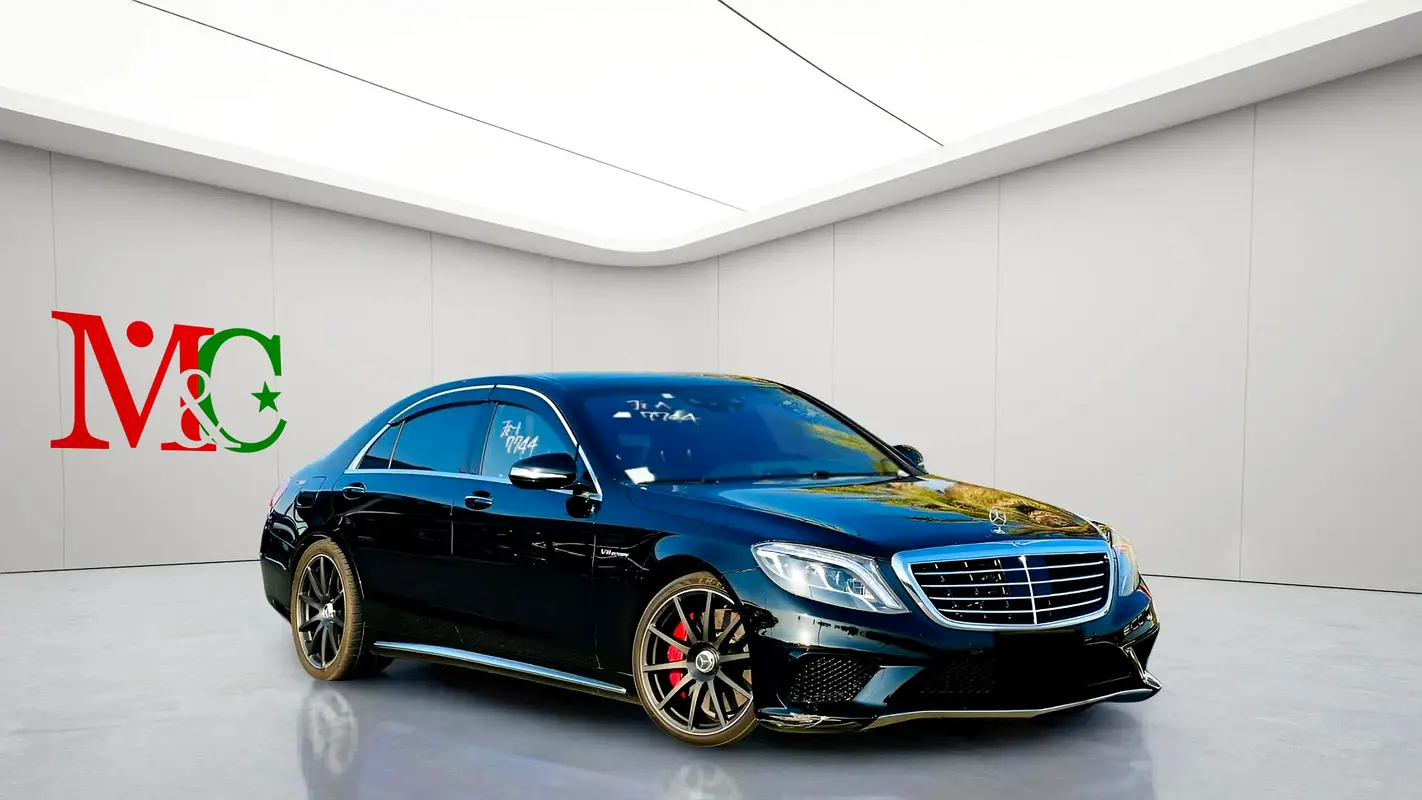 Mercedes-Benz S-Class 2015 — photo 1 of 20