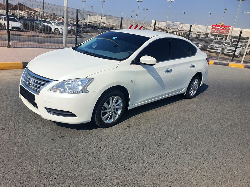 Sentra 2019 GCC KM 95K FULL OPTION FREE ACDENT VERY CLEAN IN SIDE AND OUT 100%63170389852673112