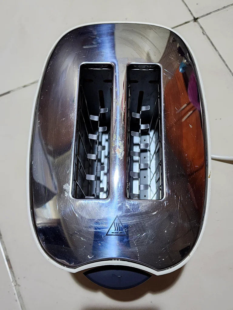 Toaster63252945366657111