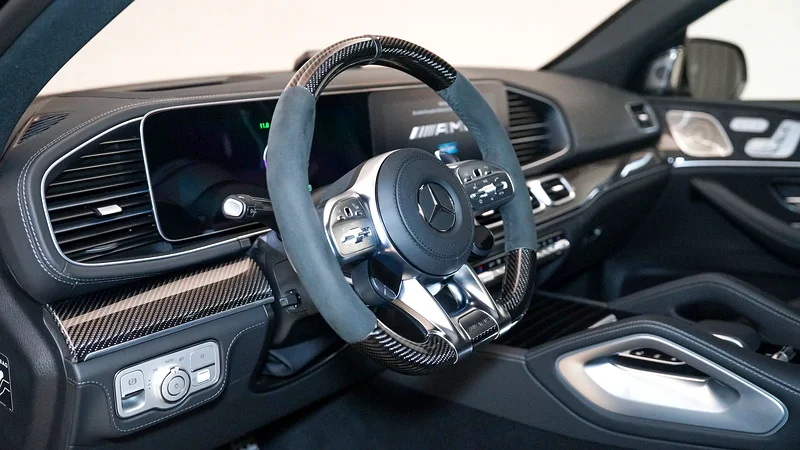GLE 63 AMG S | AED 6,967P/M | Up to 3 Years Unlimited Warranty63164314723329113