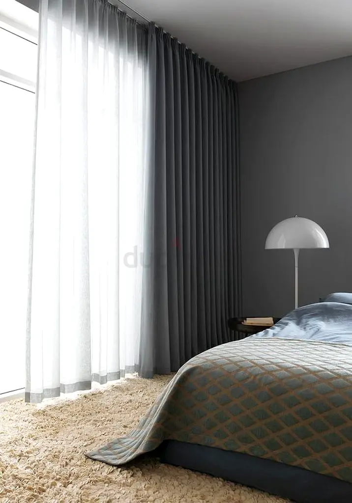 Curthain63220819994883112