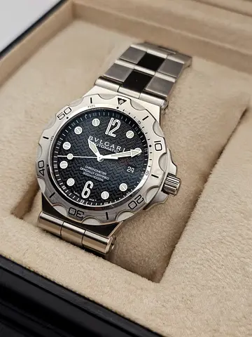 BVLGARI Diagono Professional Acqua Automatic movement