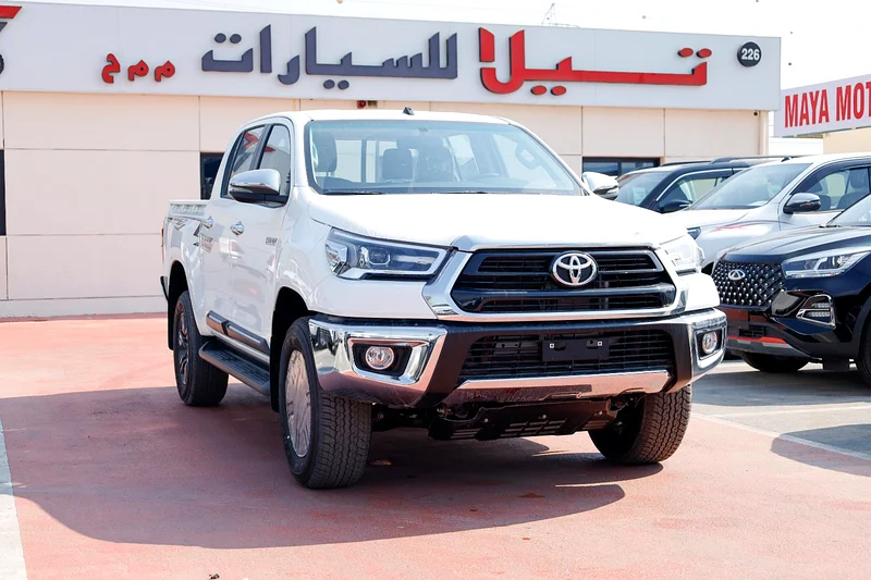 TOYOTA HILUX 2.7 MT FULL OPTION WITHOUT PUSH START WHITE 202563165695297538112