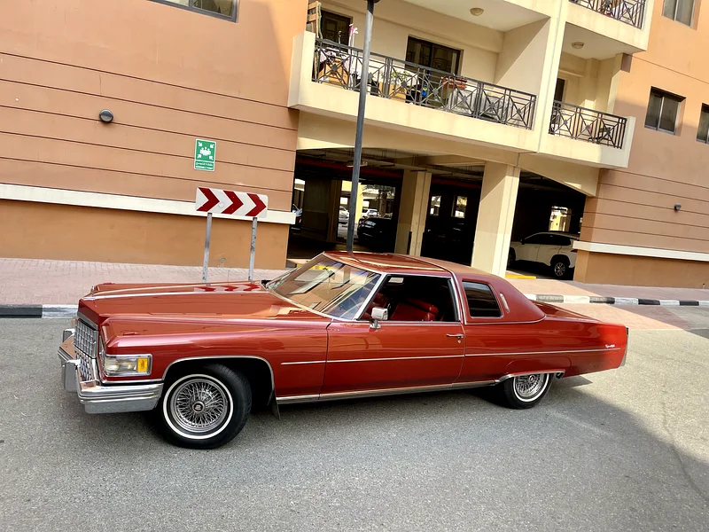 Cadillac coupe de villa sports 2D full options 100% Free Accident In perfect running condition63176166872321113