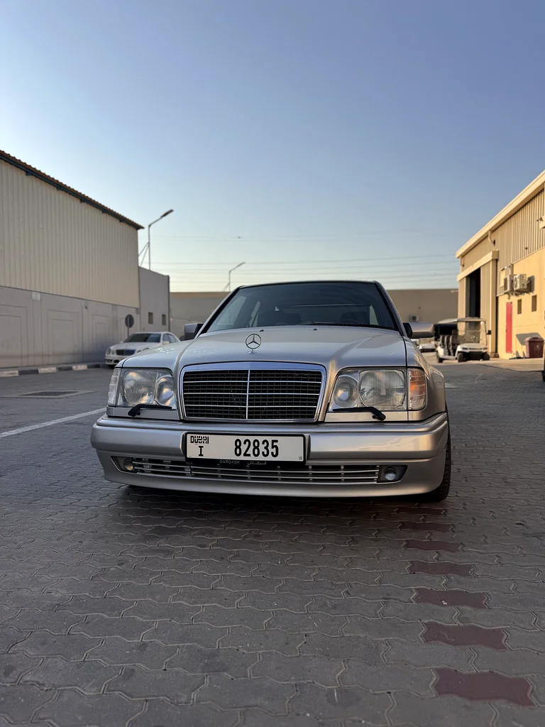 Mercedes-Benz E 500632296436234261129