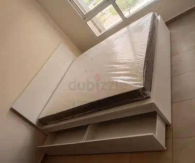 IKEA Malam queen size bed 160/200cm bed with 2 storage drawers underneath and Ikea mattress
