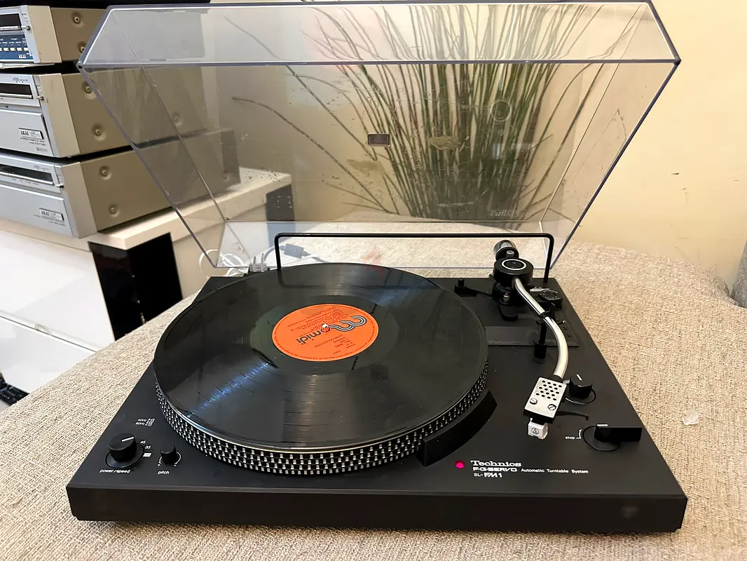 動作品 Technics テクニクス ターンテーブル SL-FM1（Technics SL-GM12 