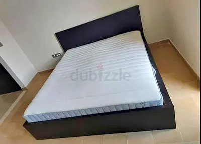 IKEA malam king size 180/200bed with IKEA mattress and 2 storage drawers underneath