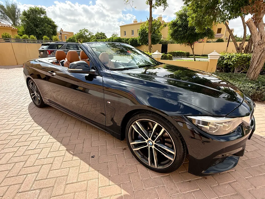 BMW 440i M Sport Hardtop Convertible Black Great Condition | دوبيزل