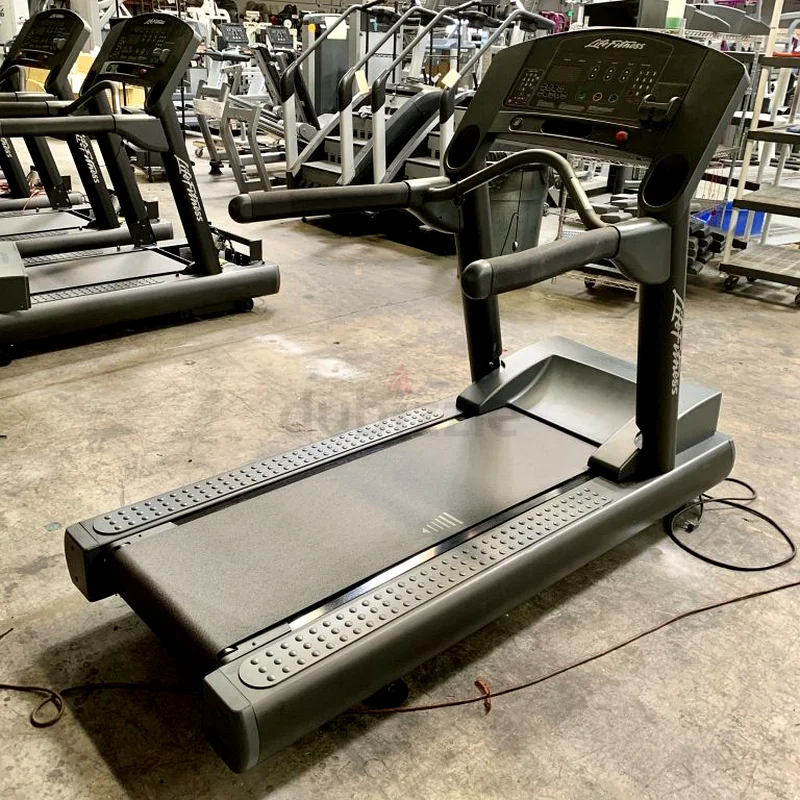 جهاز الجري Life Fitness Integrity CLST جهاز الجري Life Fitness Integrity CLST632431955046411118