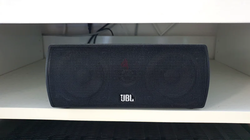 Harman Kardon AVR142   JBL 5.1 Speakers63261812370179112