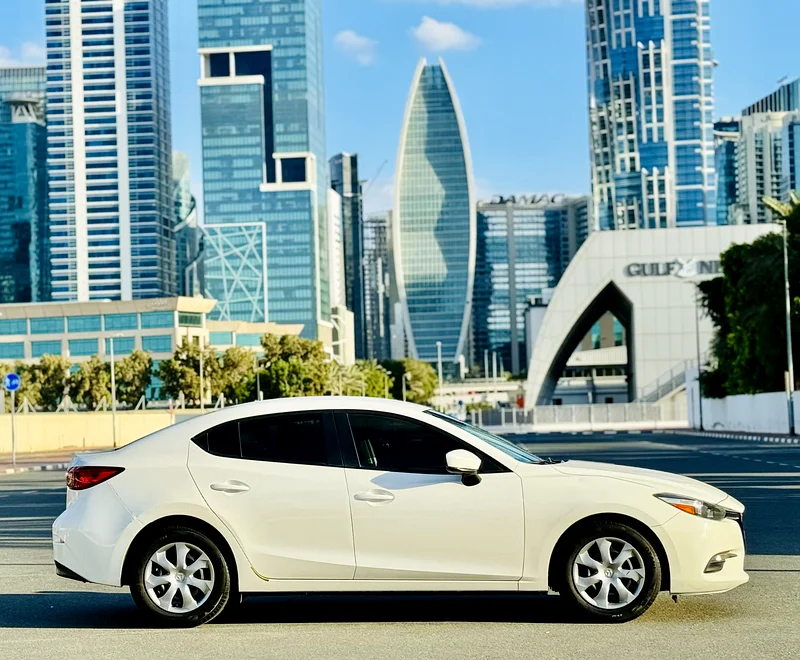 MAZDA 3 1.6L 4 CYLINDER 2018 MODEL GCC SPECS IN VERY EXCELLENT CONDITION63175262460545113