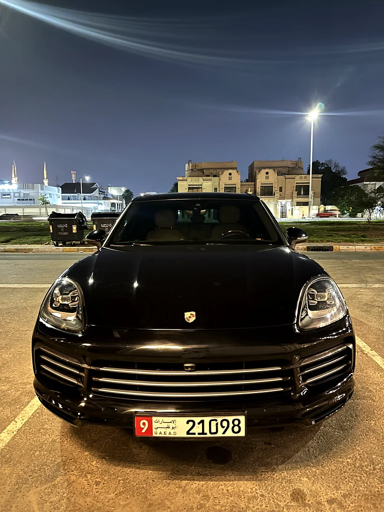 Porsche cayenne 2018 GCC first owner63150479438466113