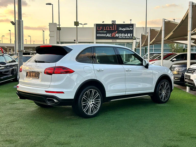 (2016) PORSCHE //CAYENNE S//GCC//FULL OPTION//VERY GOOD CONDITION//63150022880258114