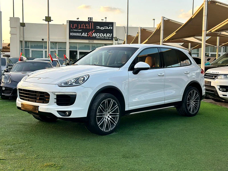 (2016) PORSCHE //CAYENNE S//GCC//FULL OPTION//VERY GOOD CONDITION//63150022880258111