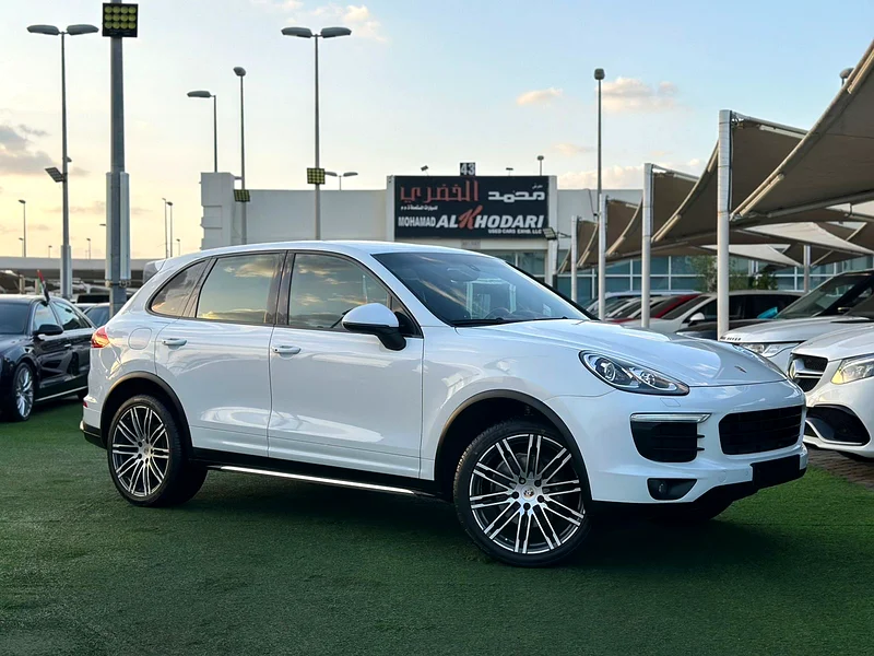 (2016) PORSCHE //CAYENNE S//GCC//FULL OPTION//VERY GOOD CONDITION//63150022880258112