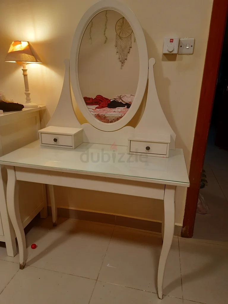 عاجل‼️ طاولة تجهيز IKEA HEMNES63219826096385110
